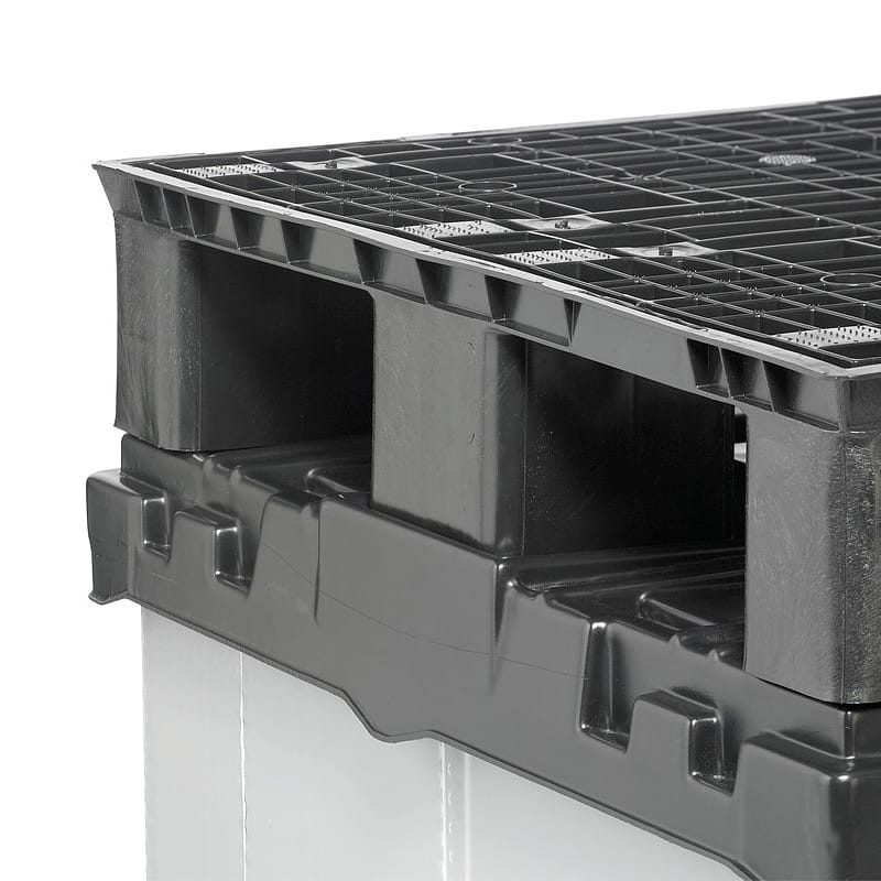 Detalle de la tapa integrada del contenedor plegable Tripbox 1220x820 mm