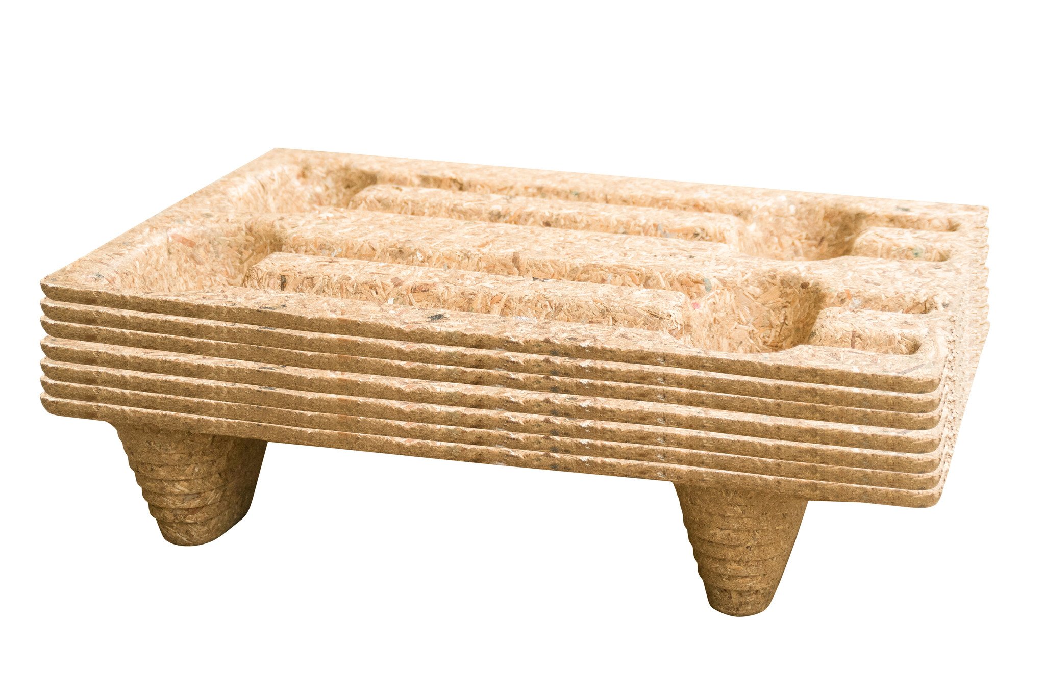 Palets de fibra de madera apilados